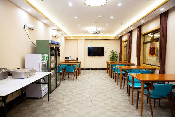 朝阳区望京街道寸草春晖养老照料中心｜高性价比+收费一览表PG电子游戏麻将胡了2026最新高性价比养老院收费标准(图43)