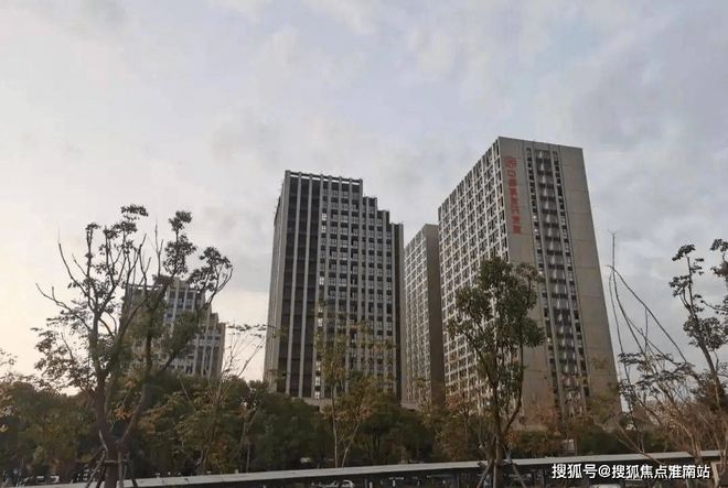 心售楼处发布:中创商业中心匠心铸就经典PG麻将胡了免费模拟器聚焦中创商业中(图4) 心售楼处发布:中创商业中心匠心铸就经典PG麻将胡了免费模拟器聚焦中创商业中(图4)